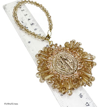 COLGANTE MEDALLA SAN BENITO BORDADA CRISTAL CONITO