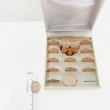 SET DE ARRAS PARA BODA - CHICO - CRUZ CON LAZO - BAÑO DE ORO ROSA