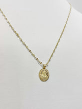 CADENA CON MEDALLA SAGRADO CORAZÓN OVAL CON MARGEN MINI -  ORO 10K