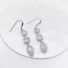 ARETE GANCHO CON ZIRCONIAS FIGURAS VARIAS - PLATA .925