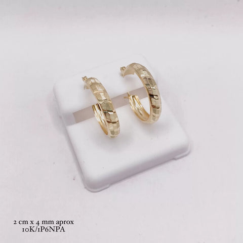 ARRACADA DISEÑO LINEAS - 2 CM x 4 MM - ORO 10K