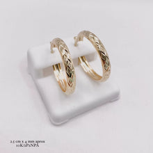 ARRACADA DISEÑO DIAMANTADO ROMBOS - 2.5 CM  x 4 MM - ORO 10K