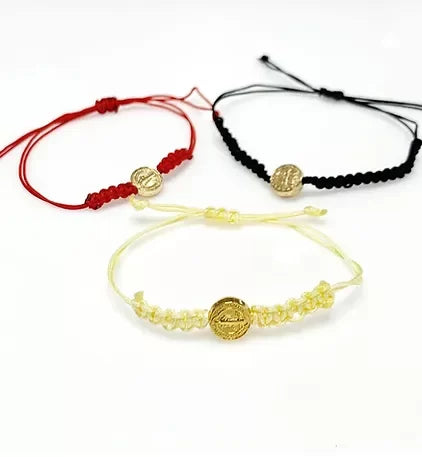 PULSERA TEJIDA CON MEDALLA SAN BENITO CHAPA DE ORO