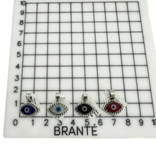 CADENA CON DIJE OJO FORMA CON MARGEN SOGA