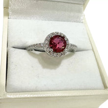 ANILLO CIRCULO ZIRCONIA GUINDA CON LATERALES - PLATA .925