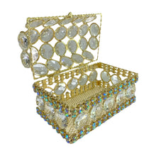 COFRE PARA LAZO CON OCTAGONAL GRANDE Y CADENA TORNASOL - DORADO