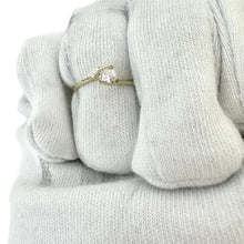 ANILLO SOLITARIO ZIRCONIA MONTADURA DESNIVEL - ORO 10K