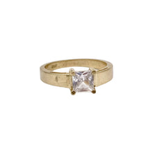 ANILLO SOLITARIO ZIRCONIA CUADRO CENTRAL LISO - ORO 10K