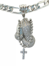 DIJE DE MANOS ORANDO CON ROSARIO - PLATA .925