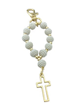 LLAVERO - MISTERIO DE PERLA BORREGO CON CRUZ SILUETA