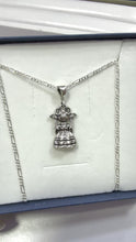 COLLAR CON DIJE DE MUÑECA LELE PLATA .925